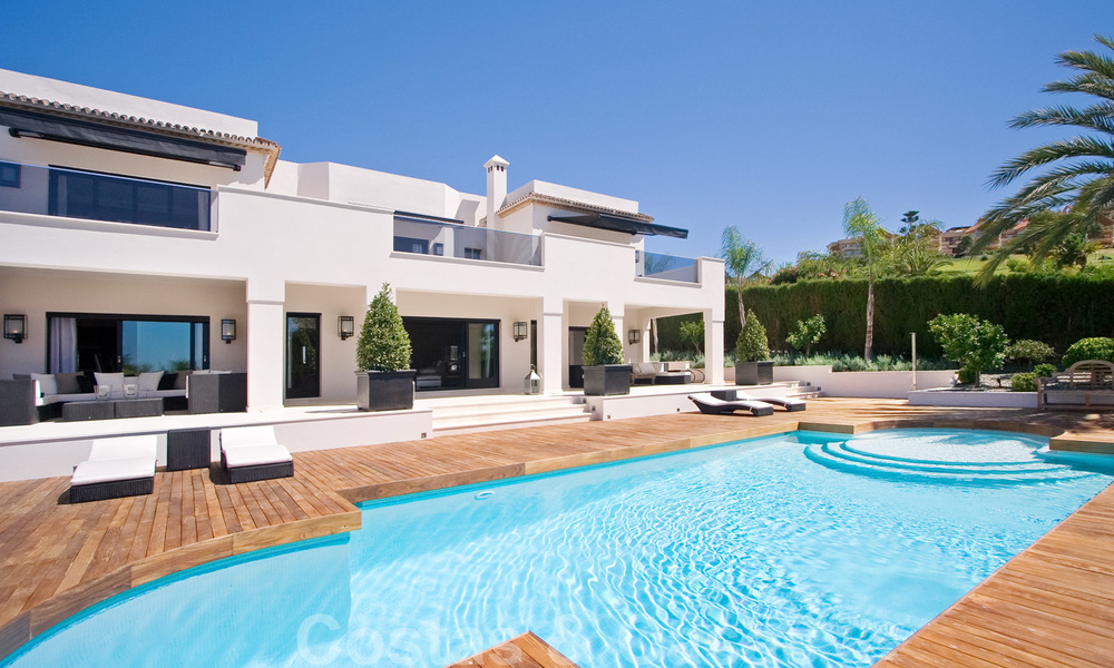 Impresionante villa de lujo contemporáneo con apartamento de invitados en venta en el Valle del Golf de Nueva Andalucía, Marbella 22593