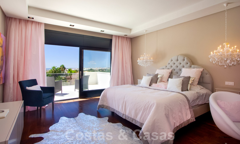 Impresionante villa de lujo contemporáneo con apartamento de invitados en venta en el Valle del Golf de Nueva Andalucía, Marbella 22594