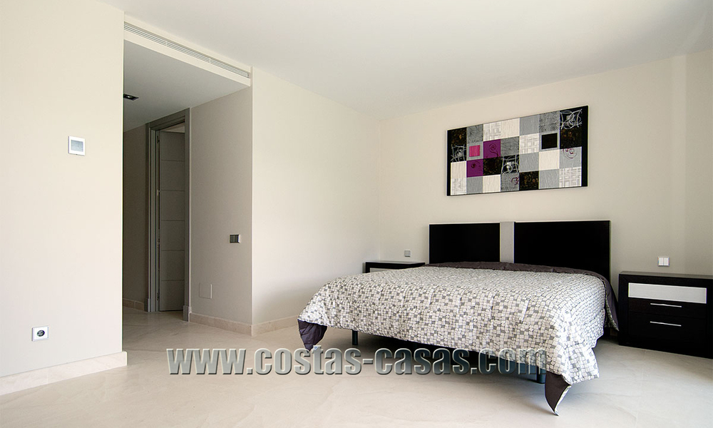 En venta: Villa moderna de lujo en Benahavís - Marbella 29725