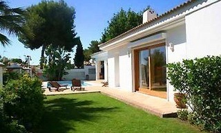 Villa en venta, cerca de la playa, Los Monteros, Marbella 2