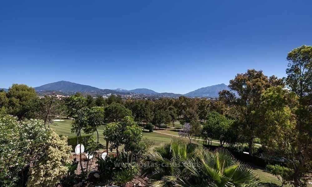 En venta: Villa de lujo en primera línea de golf en Marbella 2153