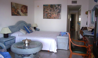 Exclusivos apartamentos en venta en primera línea de playa en Puente Romano, Milla de Oro, Marbella 5