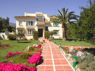 En venta Villa / Casa - centro Marbella - se vende