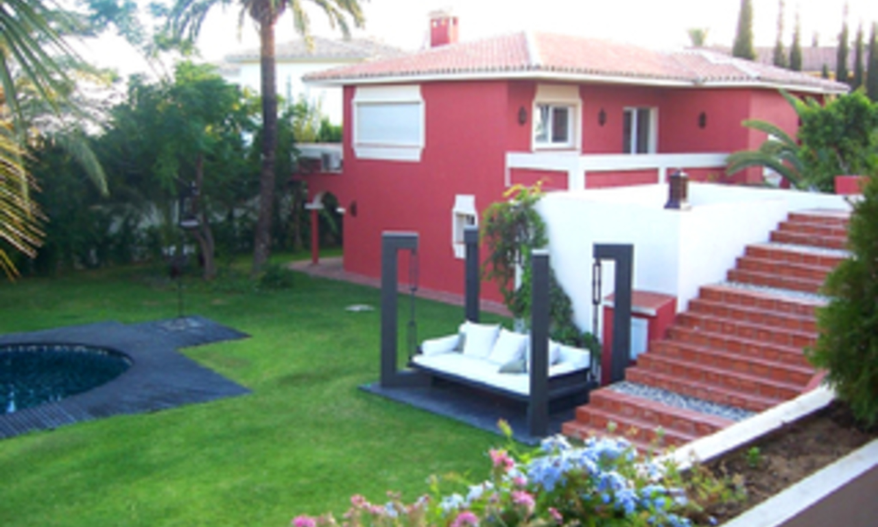 villa en venta en venta en urbanizacion privada, Marbella este 7