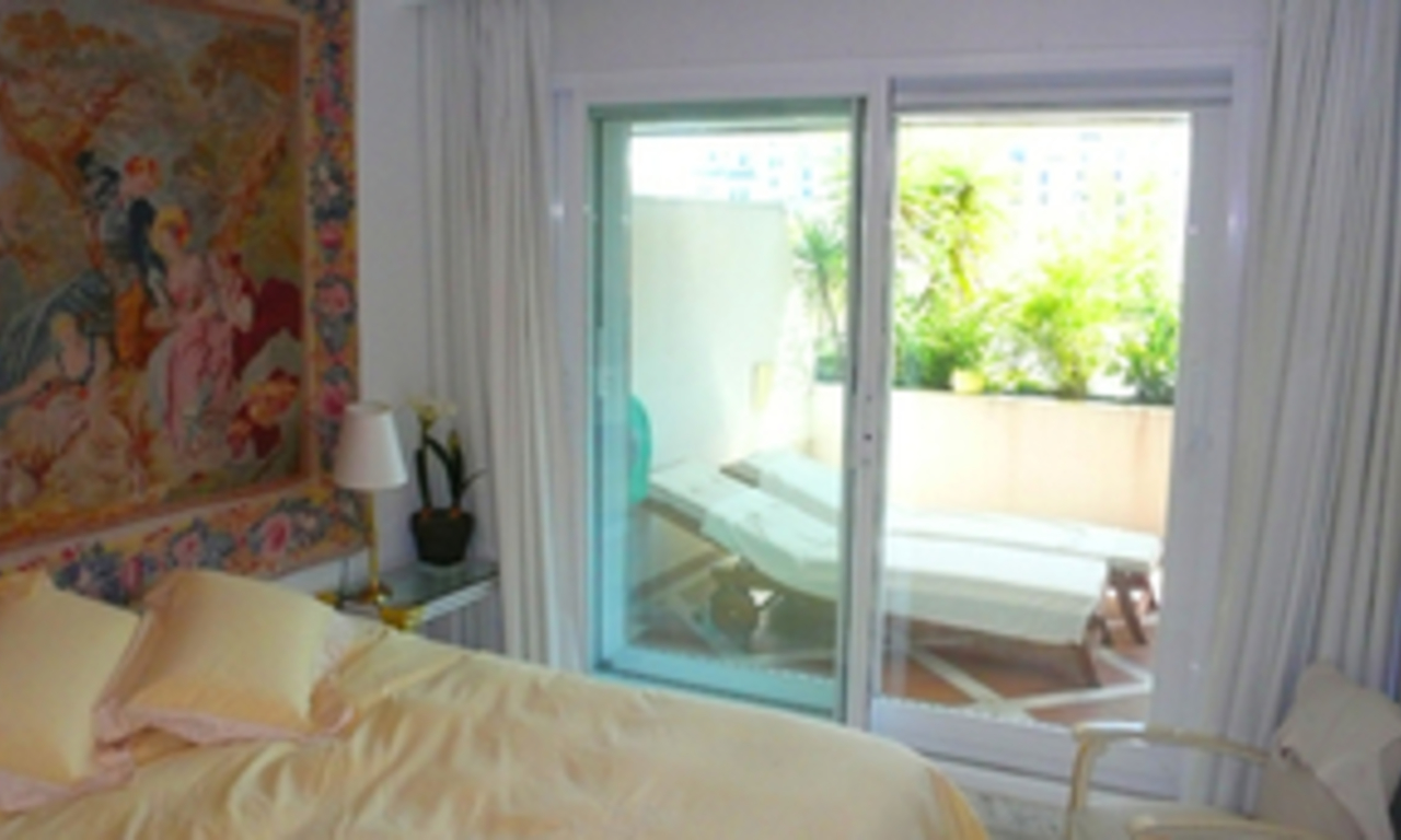 Apartamento de lujo en venta en Puerto Banús – Marbella 10