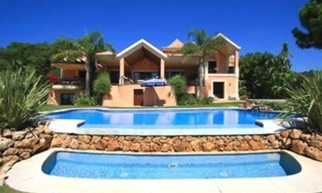 Villa exclusiva en venta – Marbella / Benahavis 2