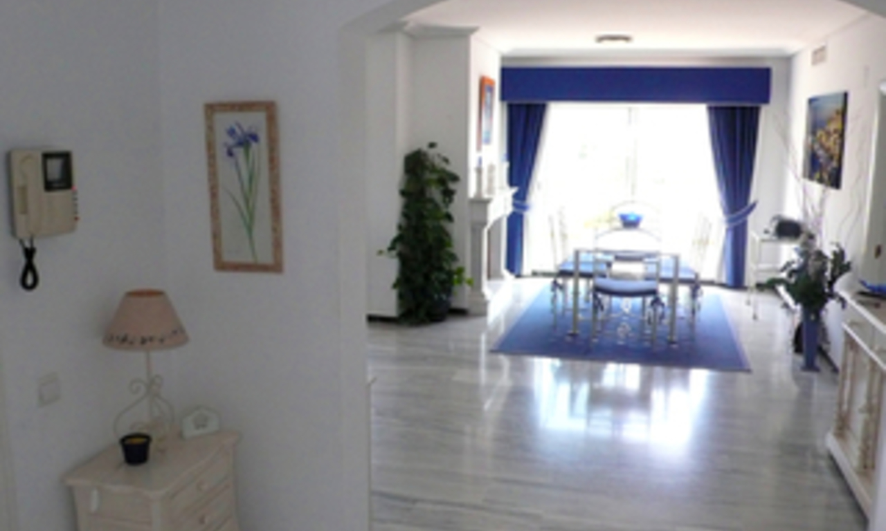 Ático apartamento del lado de la playa en venta en Puerto Banús – Marbella 3