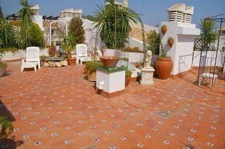 Atico apartamento en venta, complejo a pie de playa, Nueva Milla de Oro, Marbella - Estepona