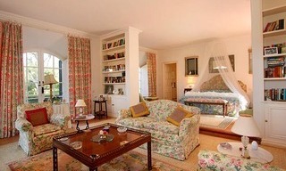 Villa mansión en venta en primera línea del Golf Valderrama, Sotogrande 17