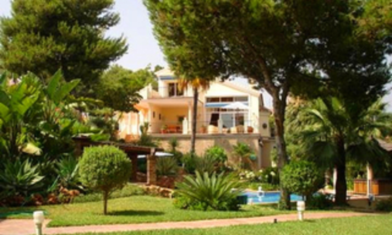 Villa en venta en Hacienda Las Chapas, Marbella 1