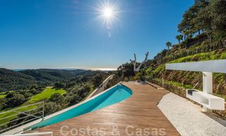 En Venta: Villa en el Country Club en Marbella - Benahavis con vistas al mar 25952 