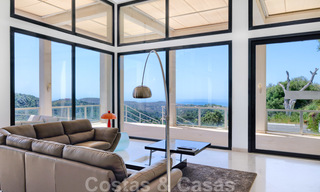 En Venta: Villa en el Country Club en Marbella - Benahavis con vistas al mar 25956 
