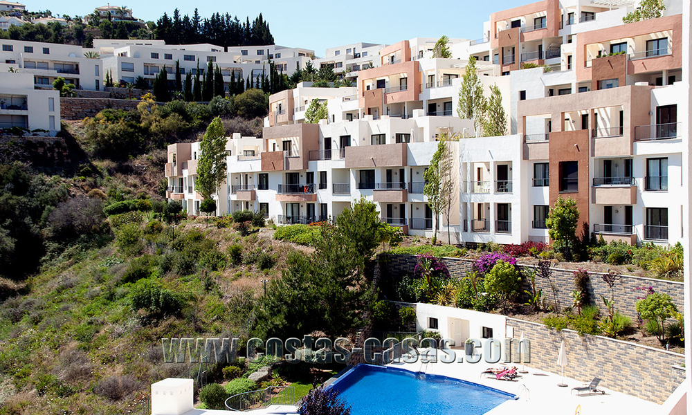 En venta: Apartamento de lujo en Marbella con vistas al mar espectacular 27364