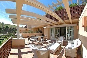 Apartamento en venta en Rió Real Golf, Marbella