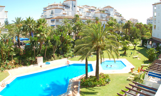 Apartamento de lujo cerca de la playa para vender en Playas del Duque, Puerto Banús Marbella. 0