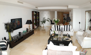 Apartamento de lujo cerca de la playa en venta a Puerto Banús – Marbella. 12