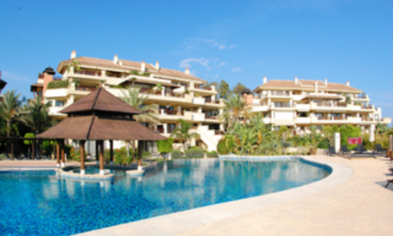 Apartamento de lujo cerca de la playa en venta a Puerto Banús – Marbella. 26