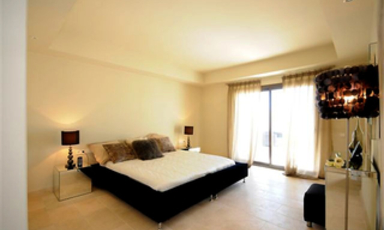 Nuevos apartamentos y áticos de estilo contemporáneo en venta, en un complejo de golf, Costa del Sol 13