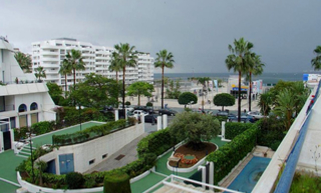 Apartamento en segunda línea de playa en venta en el centro de Marbella. 4