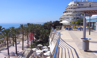 Apartamento en segunda línea de playa en venta en el centro de Marbella. 3