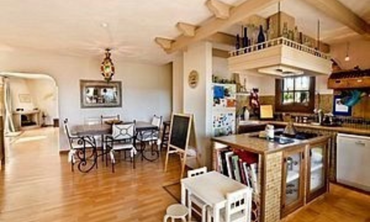 Oferta: Villa en venta en Estepona 18