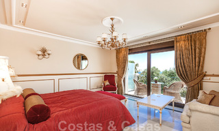 Villa de lujo en estilo clásico con vistas al mar en venta en Sierra Blanca, Marbella 22195 