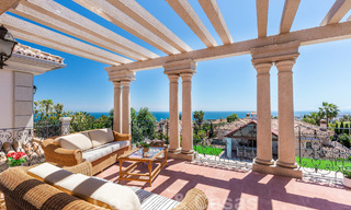 Villa de lujo en estilo clásico con vistas al mar en venta en Sierra Blanca, Marbella 22197 