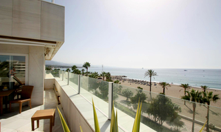 Ático de lujo en venta en primera línea de playa en Puerto Banús – Marbella 5
