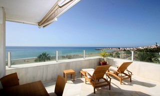 Ático de lujo en venta en primera línea de playa en Puerto Banús – Marbella 7