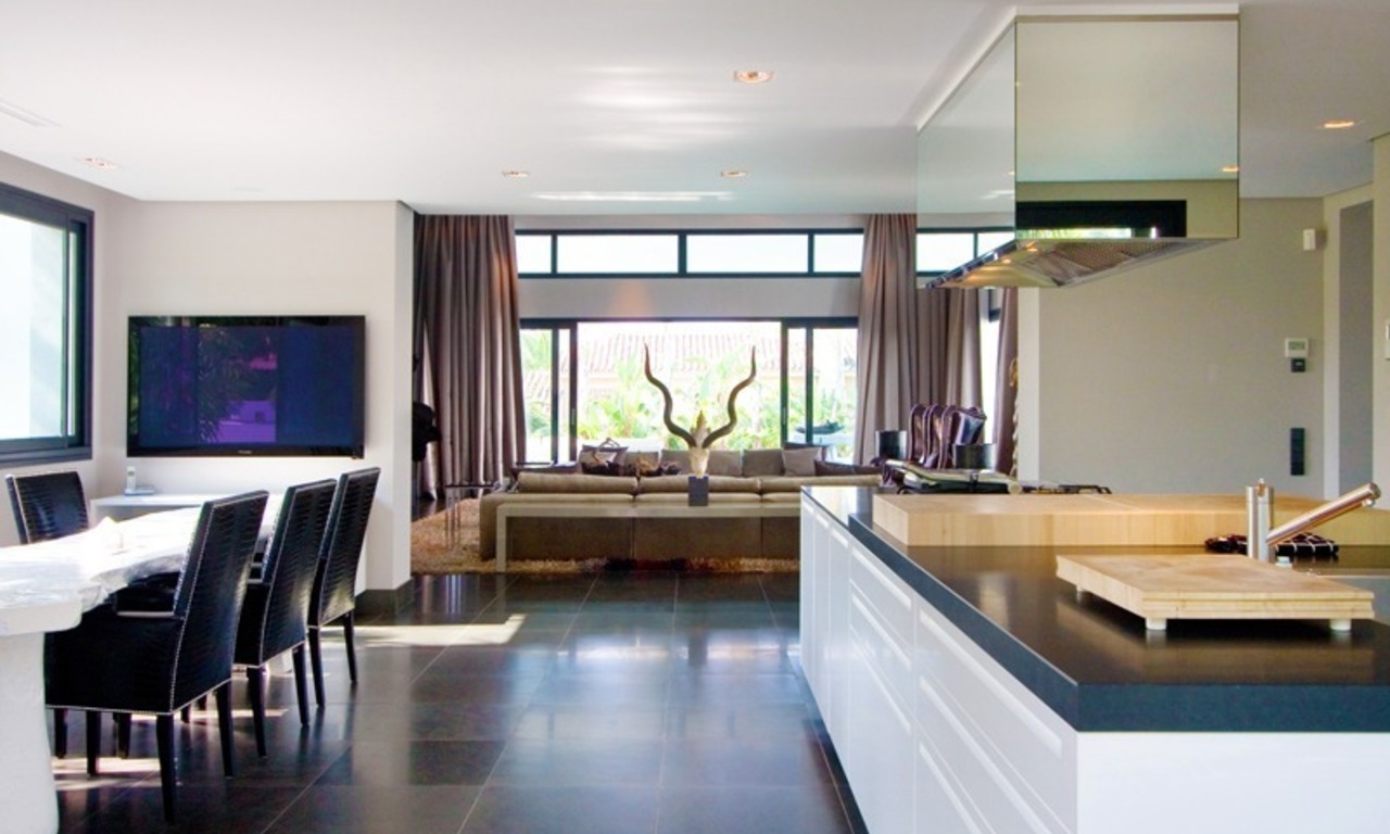 Marbella villa moderna en venta en Los Monteros cerca de la Playa en Marbella Este 17