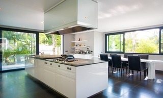 Marbella villa moderna en venta en Los Monteros cerca de la Playa en Marbella Este 18