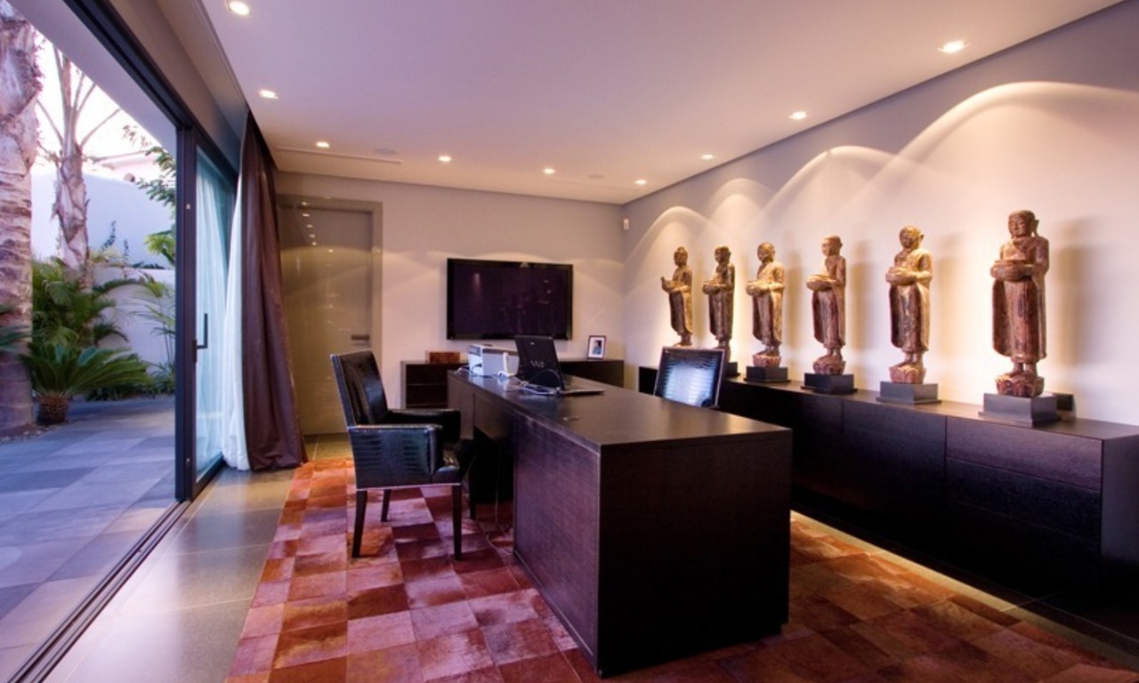 Marbella villa moderna en venta en Los Monteros cerca de la Playa en Marbella Este 19