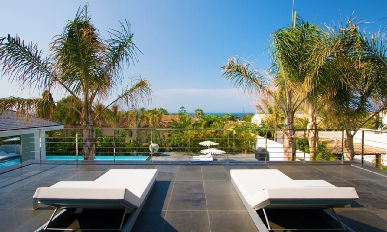 Marbella villa moderna en venta en Los Monteros cerca de la Playa en Marbella Este 29