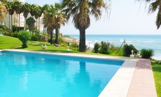 Apartamento en primera línea de playa a la venta in Mijas Costa en la Costa del Sol 3