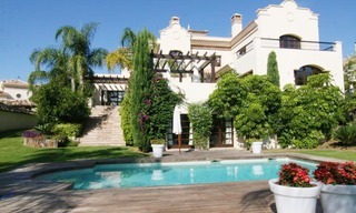 Villa de lujo en primera linea a la venta, complejo (resort) de golf, Marbella - Benahavis 0