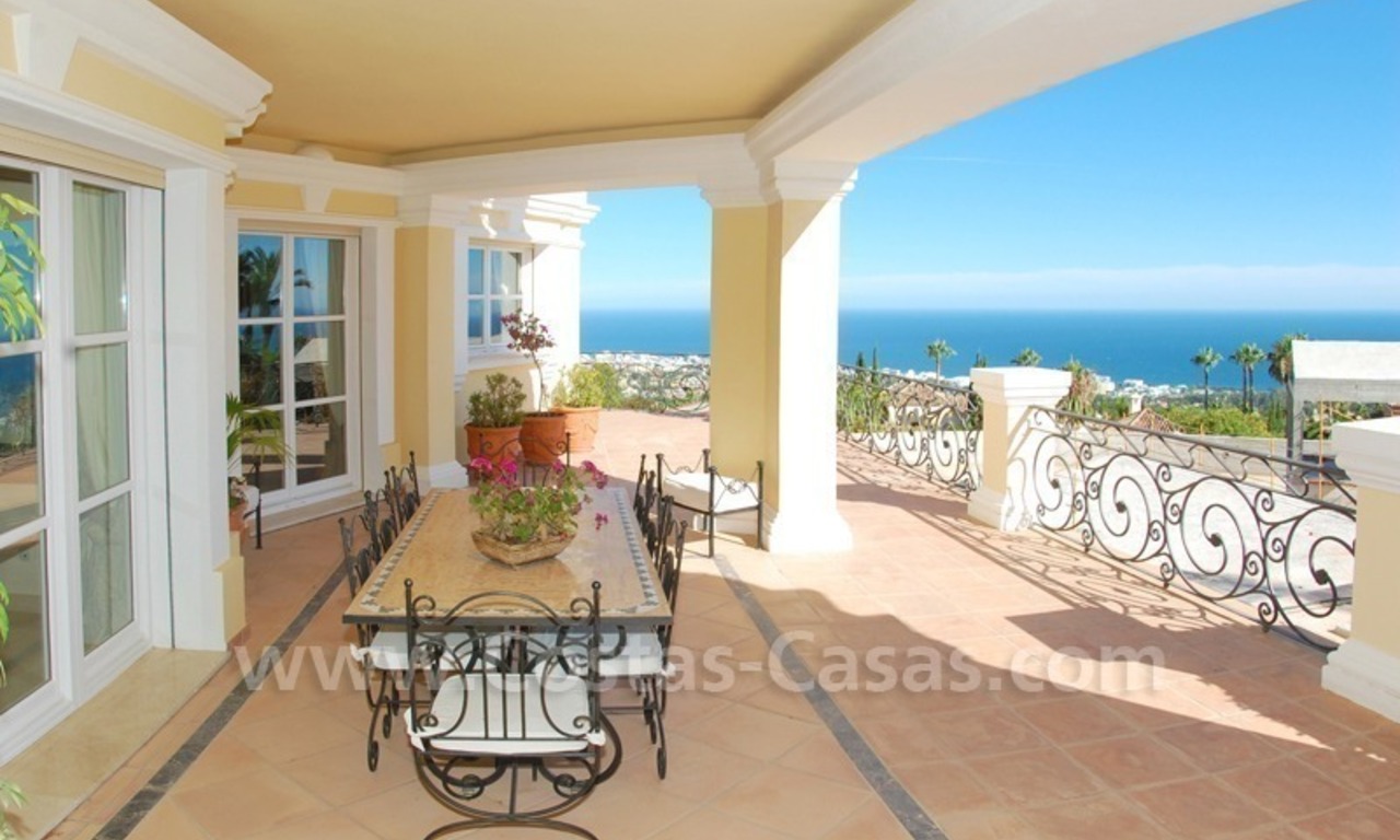Villa muy exclusiva en venta en “La Milla de Oro” - Sierra Blanca - Marbella. 17