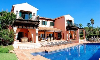 En venta: Villa en primera línea en Bahía de Marbella – Los Monteros 5