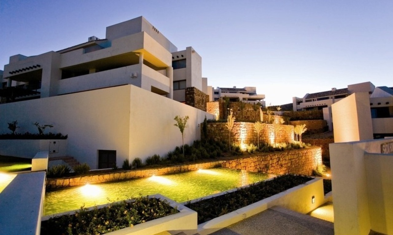 Apartamento moderno de golf para comprar en Marbella, Benahavis. 4
