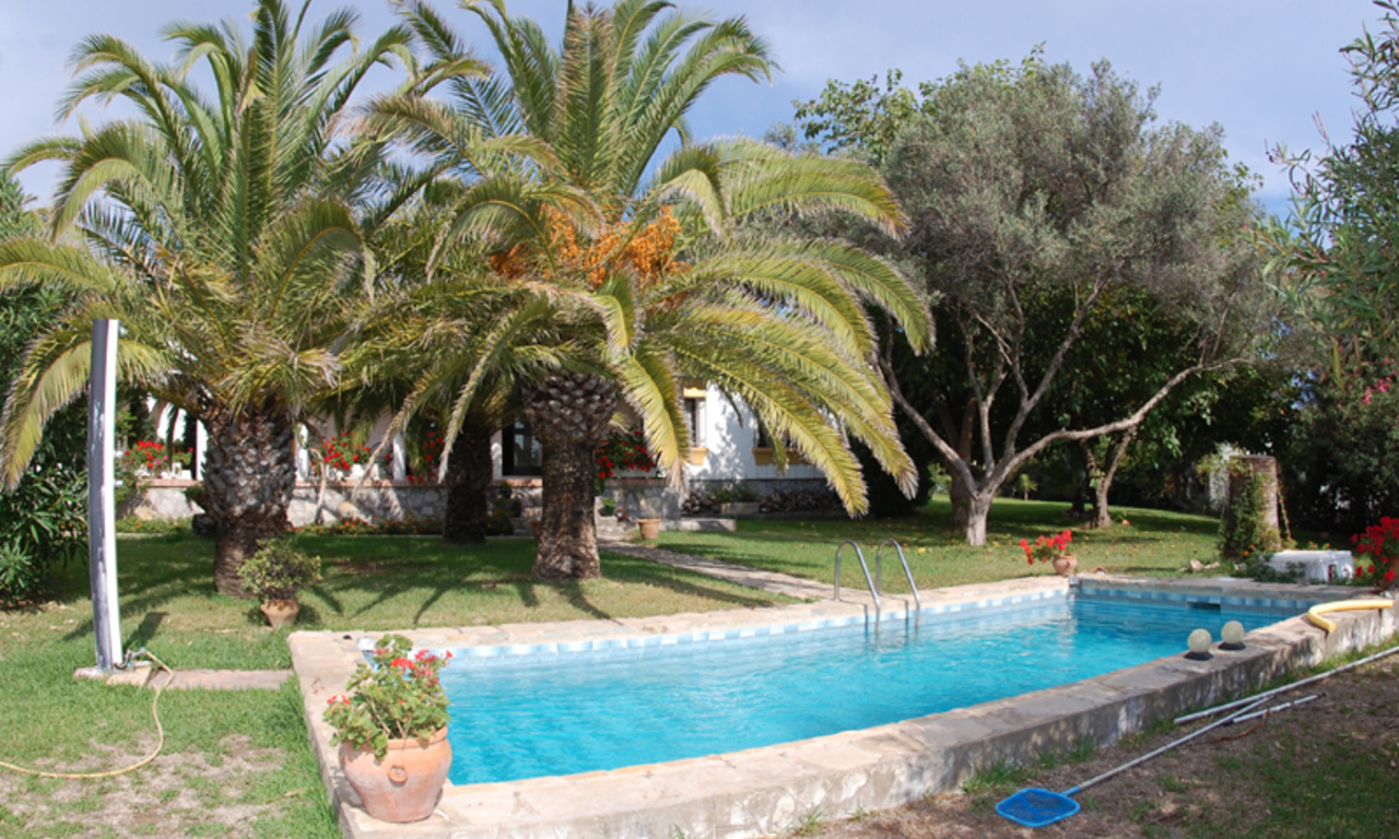 Villa del lado de la playa en venta - Marbella este - Costa del Sol 3