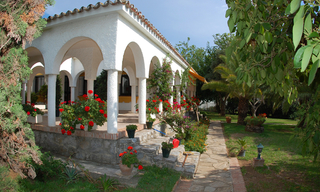 Villa del lado de la playa en venta - Marbella este - Costa del Sol 0
