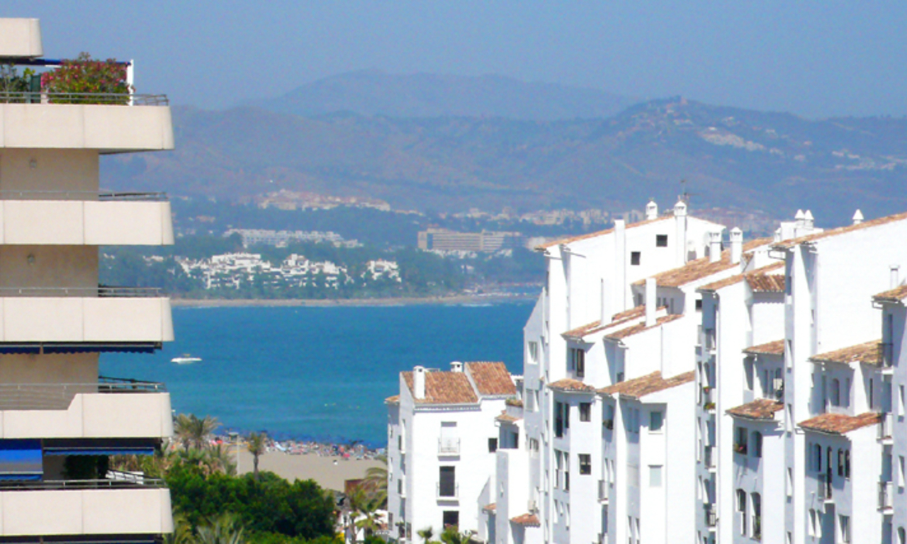 Atico apartamento en venta en Puerto Banus - Marbella 3