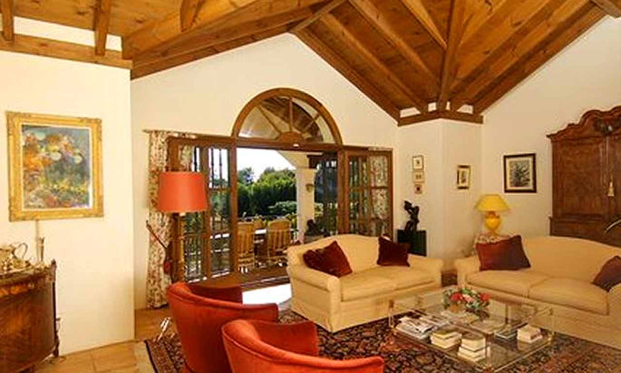 Villa en venta en El Rosario al Este de Marbella, Costa del Sol 3