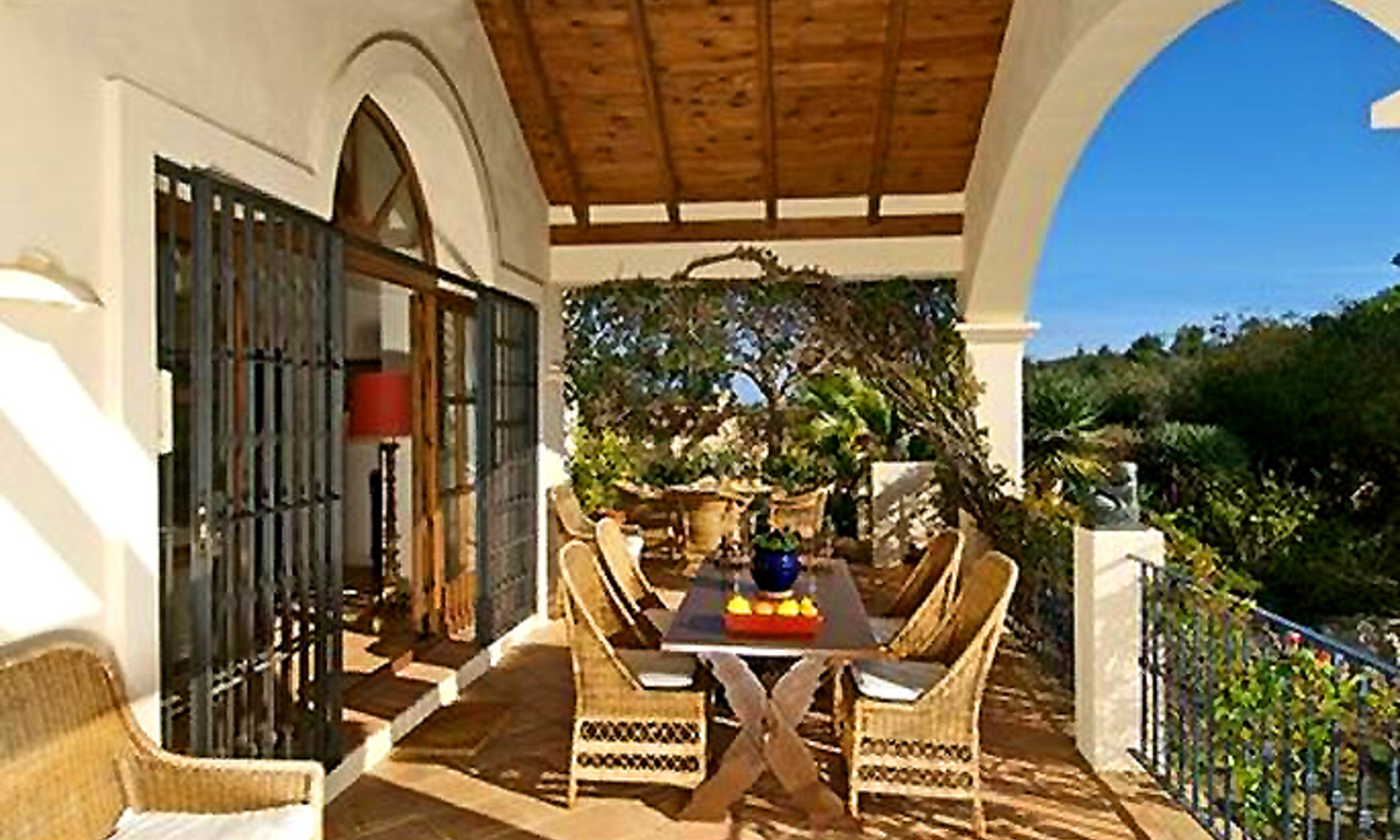 Villa en venta en El Rosario al Este de Marbella, Costa del Sol 1