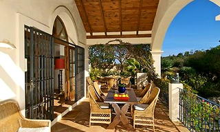 Villa en venta en El Rosario al Este de Marbella, Costa del Sol 1