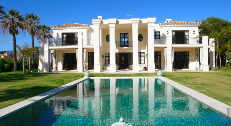 Exclusiva villa en venta, cerca de la playa, Marbella