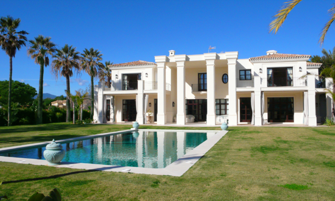 Exclusiva villa en venta, cerca de la playa, Marbella 1