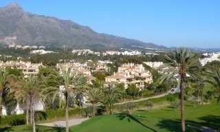 Villa contemporánea en primera línea de golf en venta en Nueva Andalucia – Marbella 5