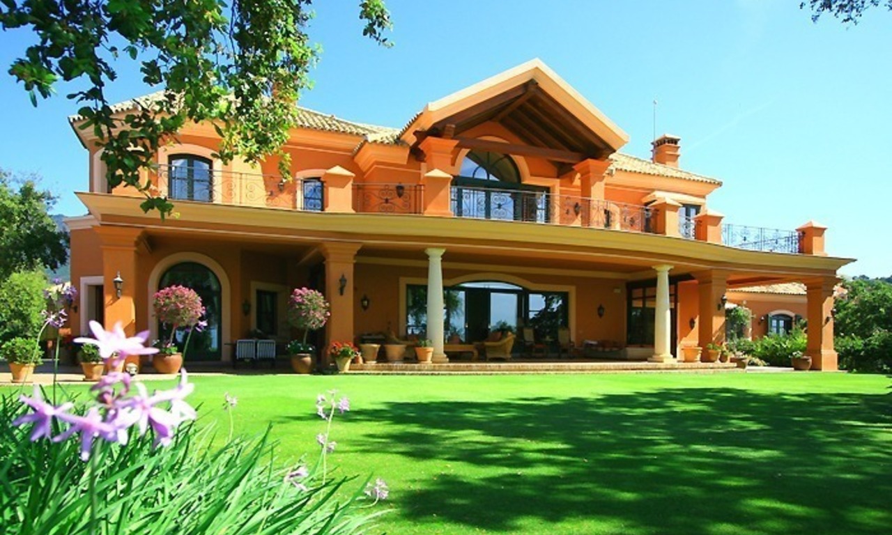 Villa de lujo en venta, Complejo de Golf, Marbella - Benahavis 0