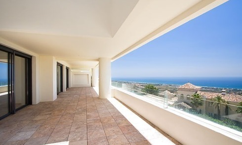  Ático dúplex en venta en Los Monteros Marbella. 