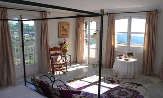 Villa en venta en el Madroñal entre Marbella y Benahavis 24